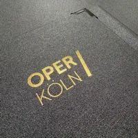 Pultmappe der Oper Köln mit Klappe, Prägung und Eckenverstärkung